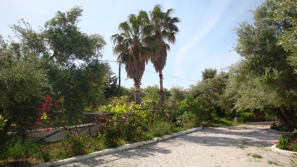Calamon Apartments Episkopi  Bagian luar foto