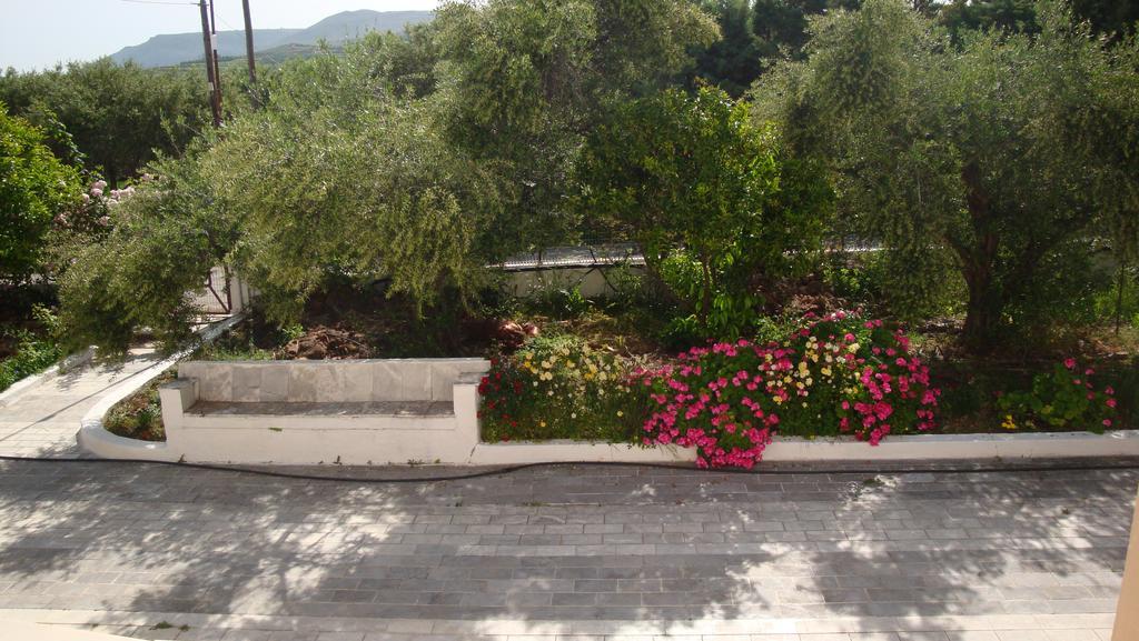Calamon Apartments Episkopi  Bagian luar foto