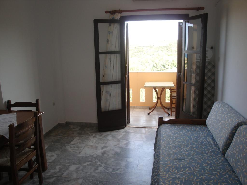 Calamon Apartments Episkopi  Bagian luar foto