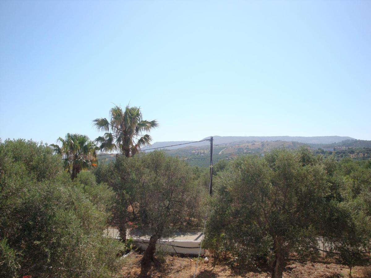 Calamon Apartments Episkopi  Bagian luar foto